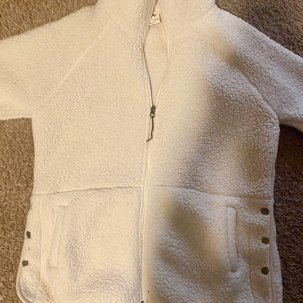 Life Integrity Earth brand. Size womans Large. Fleece soft cream colored coat.